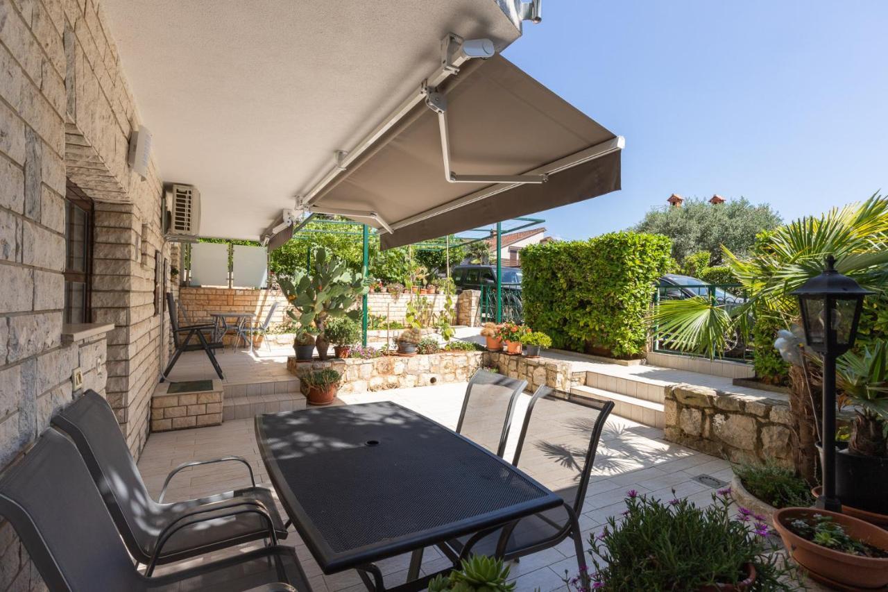 Ferienwohnung Haus Eva Novigrad Istria Exterior foto